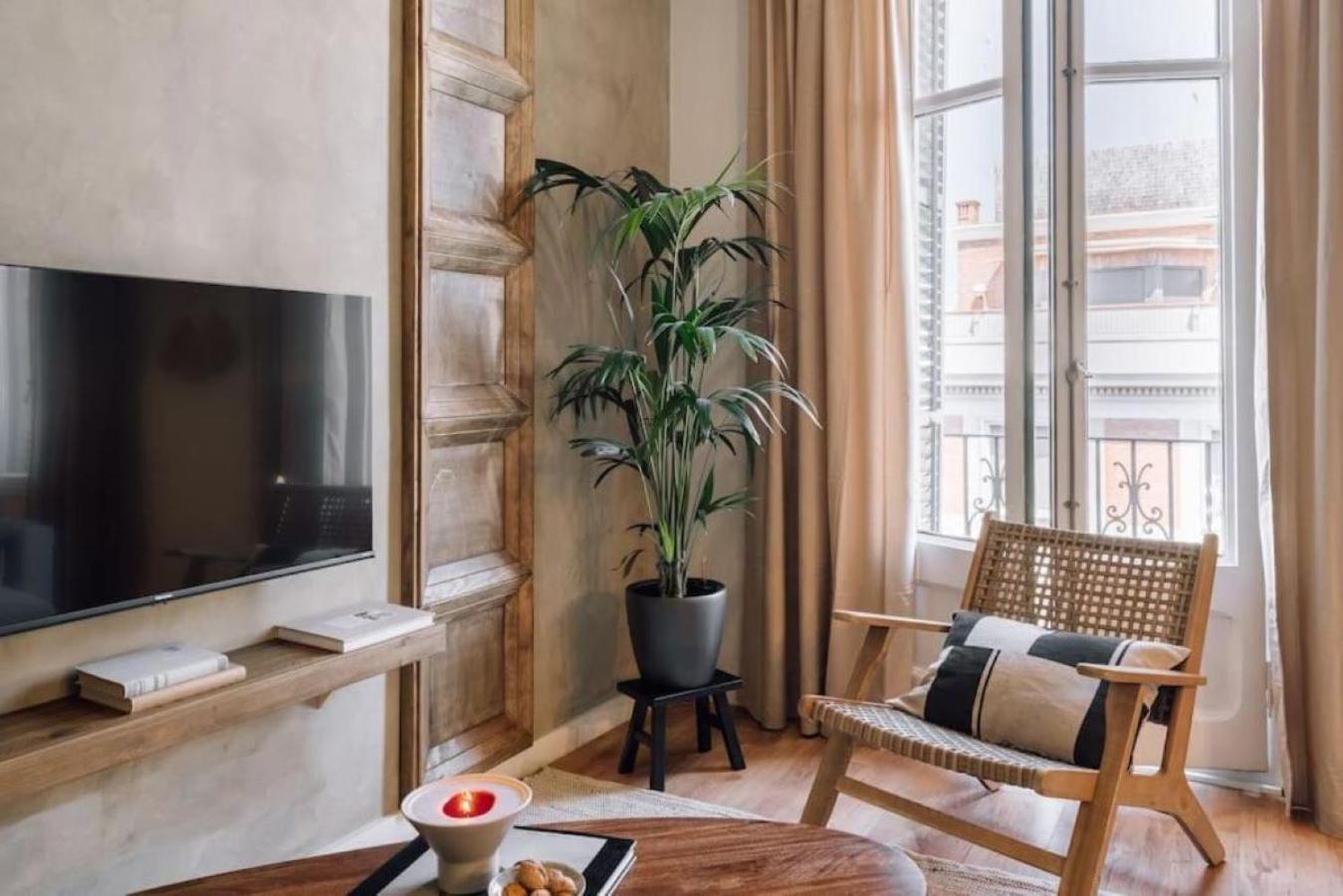 Salonga - 1 Bedroom And Balcony In Eixample Esquerra Барселона Экстерьер фото